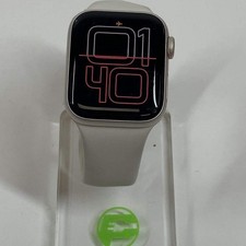 GPS Only Apple Watch SE 3 40MM Starlight Aluminum White Sport Band MEP64LW/A