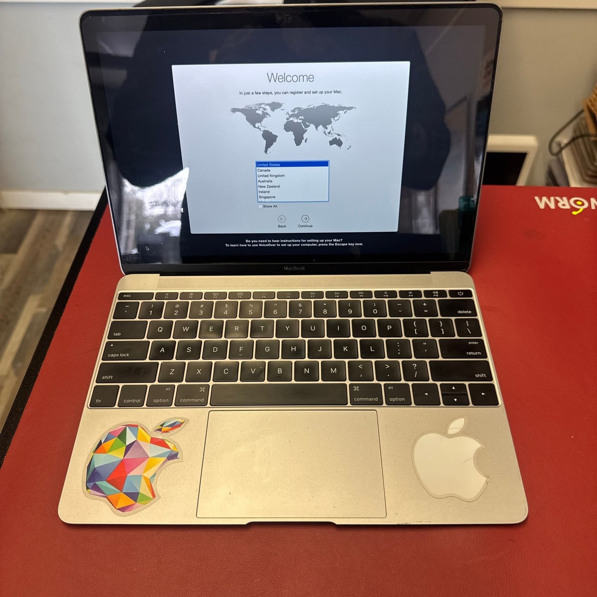 Apple MacBook (Retina, 12-inch, Early 2016) Silver Model A1534 EMC
