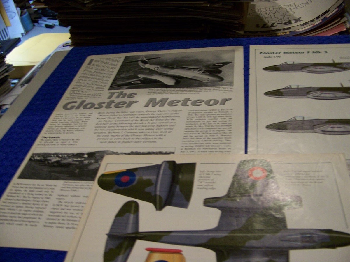 GLOSTER METEOR VARIANTS..3-PAGES OF 1:72 COLOR PROFILES-12