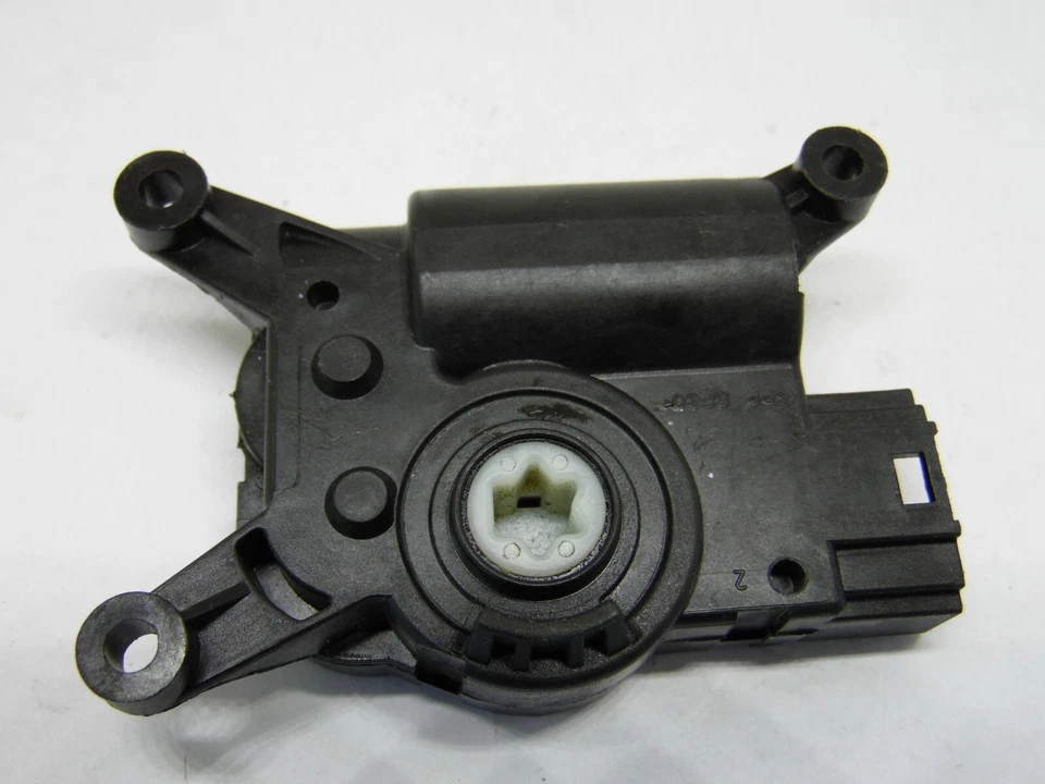 Actuador de puerta de mezcla de calefacción de aire acondicionado 68350345AB para Jeep Compass 2017 21 nuevo OE Foto 4 de 4