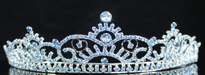 10 Piece Crown Tiara Set with Combs, Rhinestone Queen Crown for Bridal Party Amazon.com: BBTO 10 Pcs Crystal Tiaras and Crowns for Women  main image 2