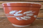 Vintage Pyrex 402 Autumn Harvest Wheat Pattern Nesting Mixing Bowl 1.5 Qt. USA