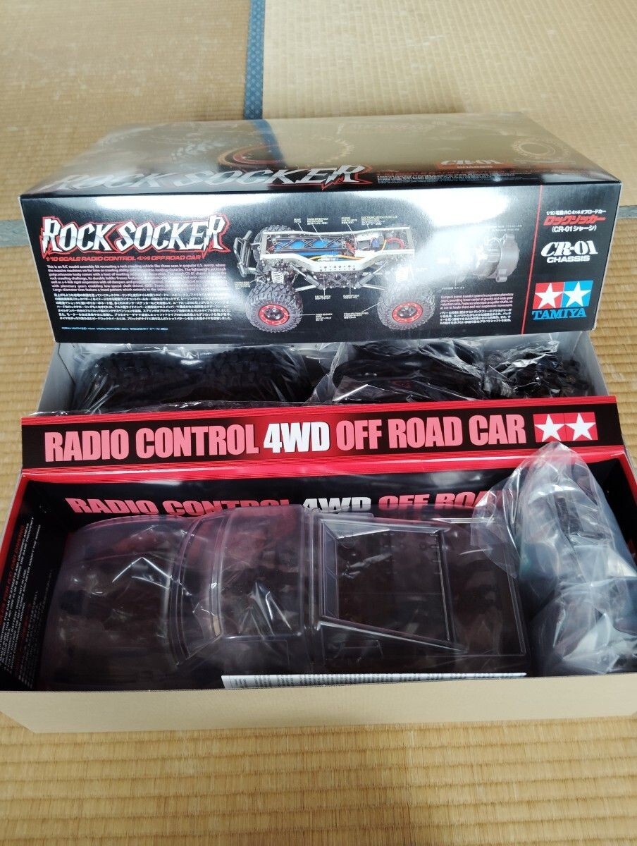 Tamiya ROCK SOCKER 1/10 ラジコンカーキット Amazon.com: Tamiya 300058592 1: 10 RC Rock Socker CR 01