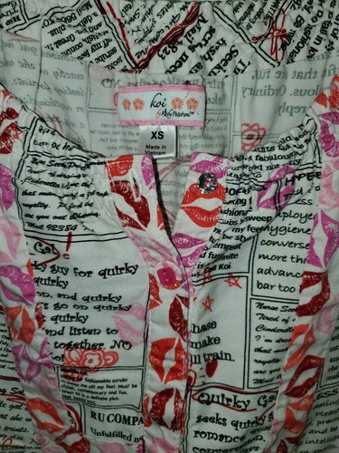 KOI by Kathy Peterson Women’s pink/raspberry cotton v-neck scrub top x-small - Picture 5 of 5