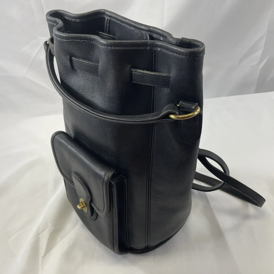 复古 COACH 黑色皮革吊带背包 G6C-9992 — 第 2/4 张图片