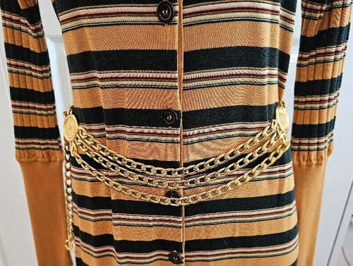 Chanel Vintage Gold Dreifachkettengürtel mit 2 Rue Cambon Paris Medaillons - Bild 2 von 11