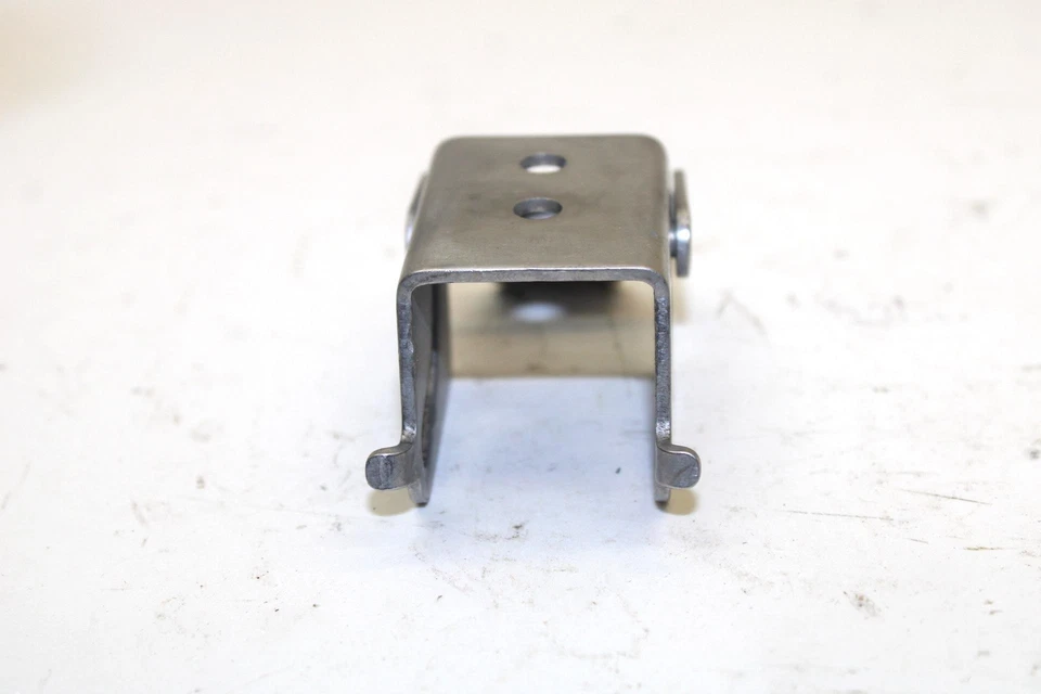 Yamaha Waverunner Iii 650 1992 OEM tapón de bloqueo de pestillo FJ0-62849-00-00 JY3 Foto 4 de 4