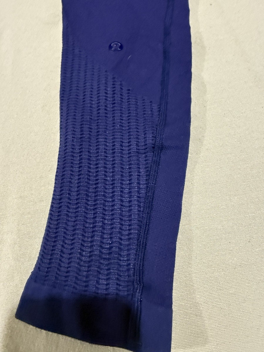 Lululemon Flow Go Tight Hero Blue Navy Perforated Yoga Workout Pant Sz 2 RARE View 3