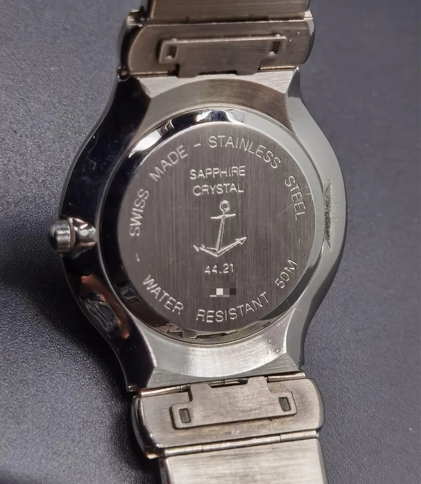 ULYSSE NARDIN La Chaine 44.21 Women's Quartz Gold Silver W26mm Analog - Image 2 of 4