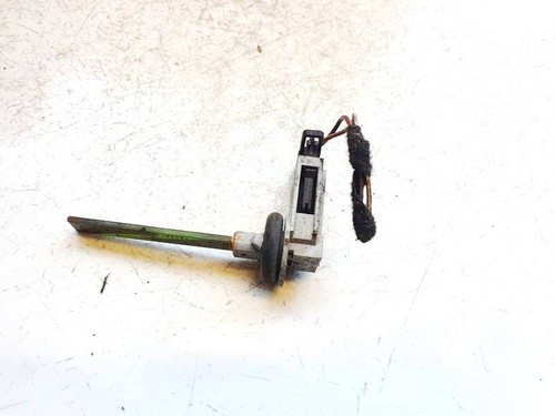 Volkswagen Golf 2000 Intake Air Temperature Sensor (Cabin Air Temp #2314740-52