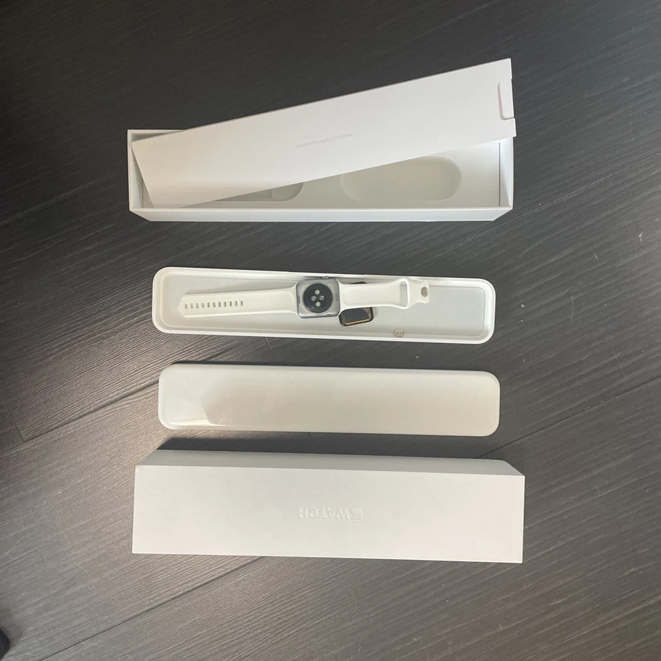 Apple Watch Series 1  42mm defekt in OVP - Bild 4 von 4