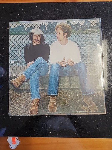 Simon & Garfunkel Greatest Hits Vinyl LP New Sealed Old Stock - Picture 2 of 2
