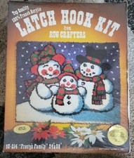    Vintage Rug Crafters Latch Hook Kit Frosty  s Family 1980 French Acrylic 24x30