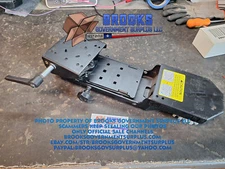 Havis 15 in Long Swing arm mounting device C-MD-115 USED