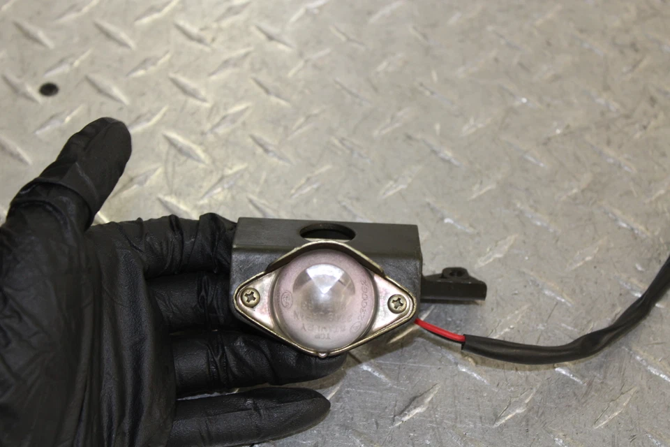 Kawasaki Ninja 500R Ex500D 1998 luz de matrícula 23008-1221 Foto 2 de 4