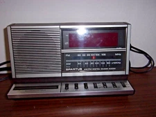Vintage Spartus Electronic AM/FM Digital Alarm Clock Model 0115 Tested Works