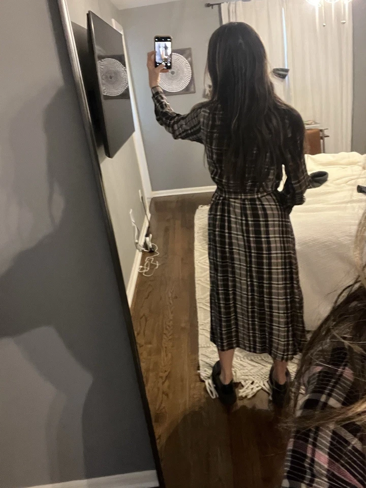 Hatch Alyssa Maternity / postpartum Button Down Maxi Dress Size 0 - Image 4 of 4