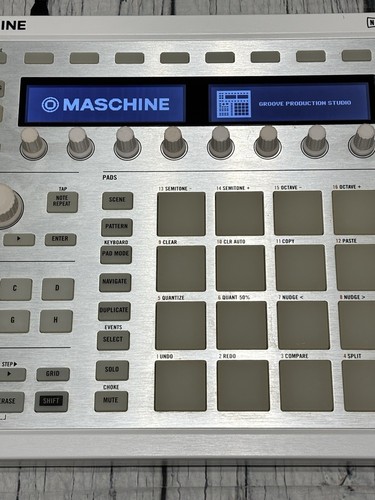 Native Instruments MASCHINE MK2 Groove Production Studio 16-Pad Sequencer White - Picture 3 of 10