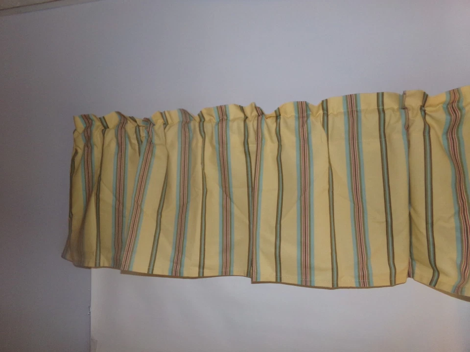  cenefa a rayas amarilla con azul, verde y burdeos Foto 3 de 3