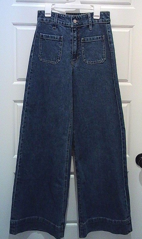 H&M Wide High Waist Jeans-Sz 2-NWT-$34
