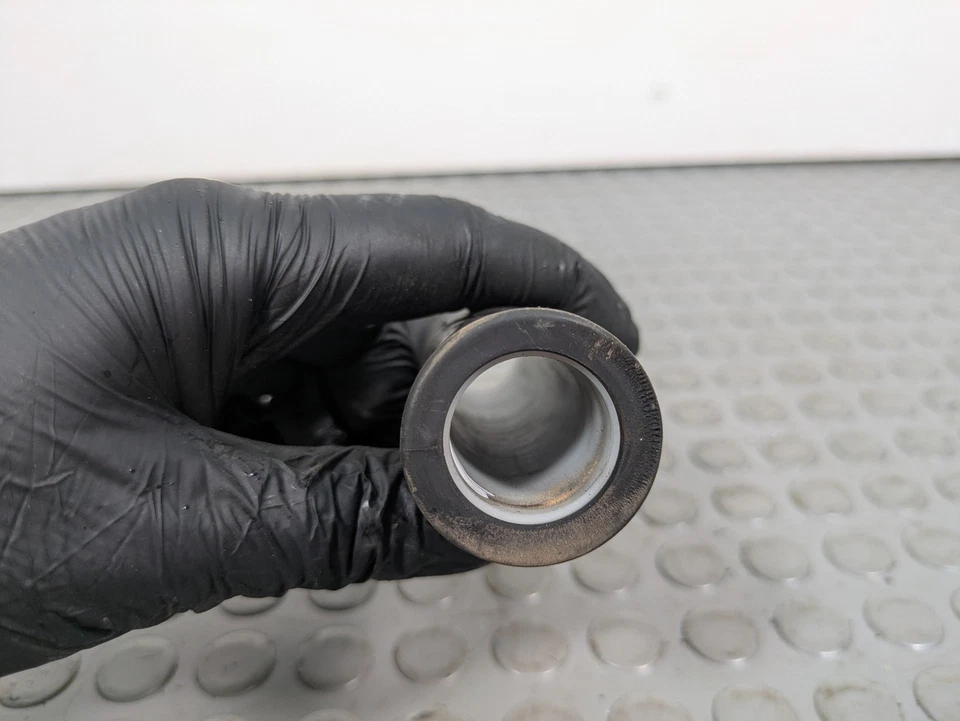 Empuñadura manillar delantera derecha Yamaha YZF R1 RN49 2CR 2017-2019 30292934 Foto 4 de 4