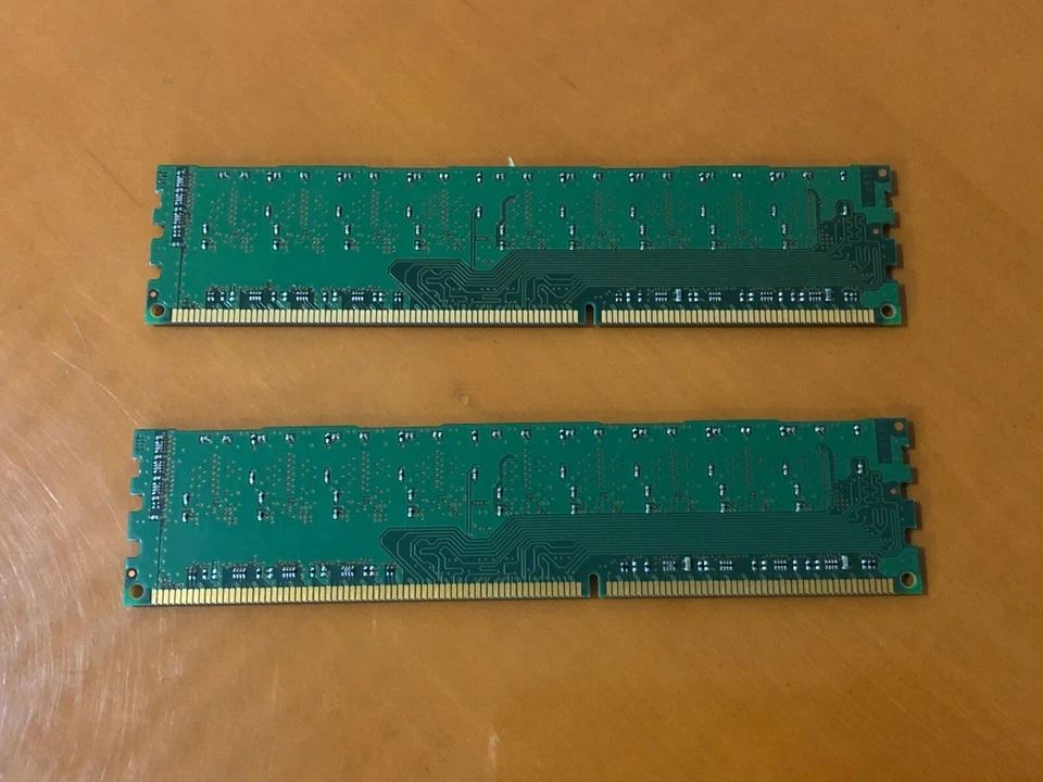 Micron MT9JSF12872AZ-1G4G1ZE 2 Modules of 1GB PC3-10600 PN 500208-562 Memory RAM - Image 4 of 4
