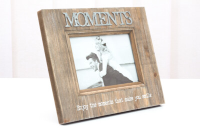 Holzpromenade Genießen Sie die MOMENTE, die Sie zum Lächeln bringen Bilderrahmen 6x4 15x10cm
