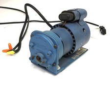 Cole Parmer 7531-00 Masterflex Preistaltic Pump Drive 575 Rpm 115VAC 1.6Amp