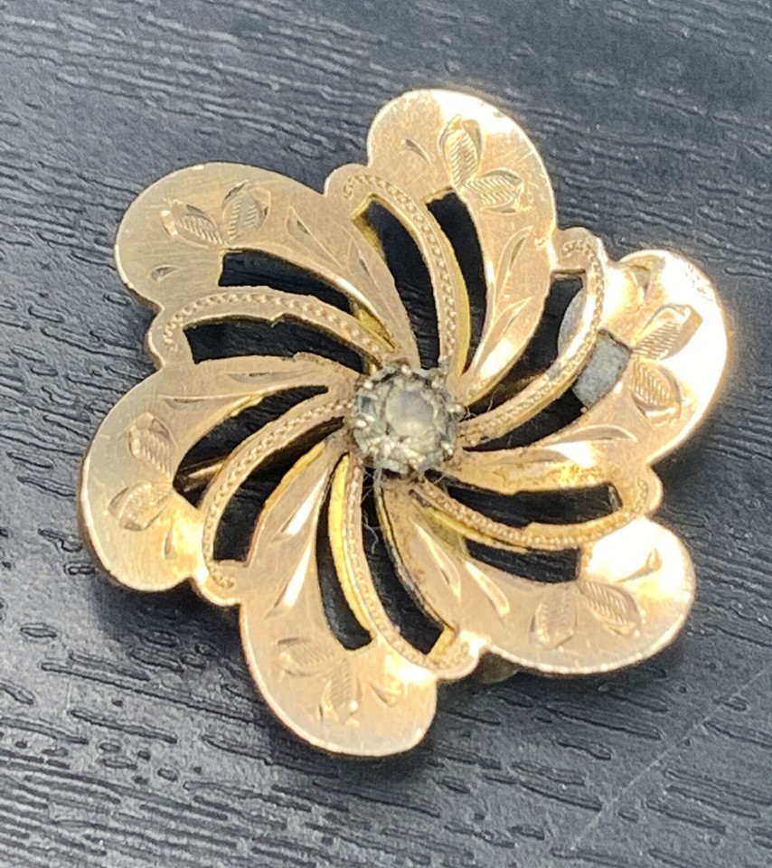 Antique Vtg Gold plated Pinwheel Flower Brooch Pin Necklace enhancer 1 ...