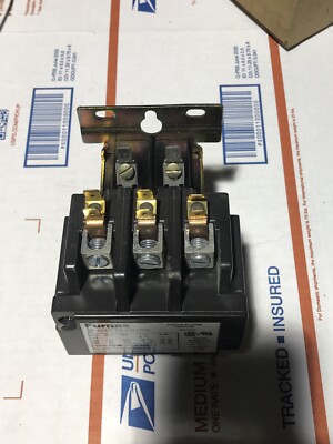 NOS 42EE35AG106 Series C Furnas Definite Purpose Magnetic 