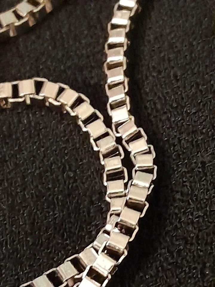 Collar Colgante Largo Casa Blanca Mercado Negro Genuino Ojo de Tigre Concha Negra Foto 4 de 4