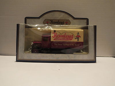LLEDO DG28 013 1934 MACK CANVAS BACK TRUCK - HAMLEYS - PROMOTIONAL BOX #25