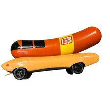Oscar Meyer Weiner Mobile Bank ~12" Plastic Toy Collectible