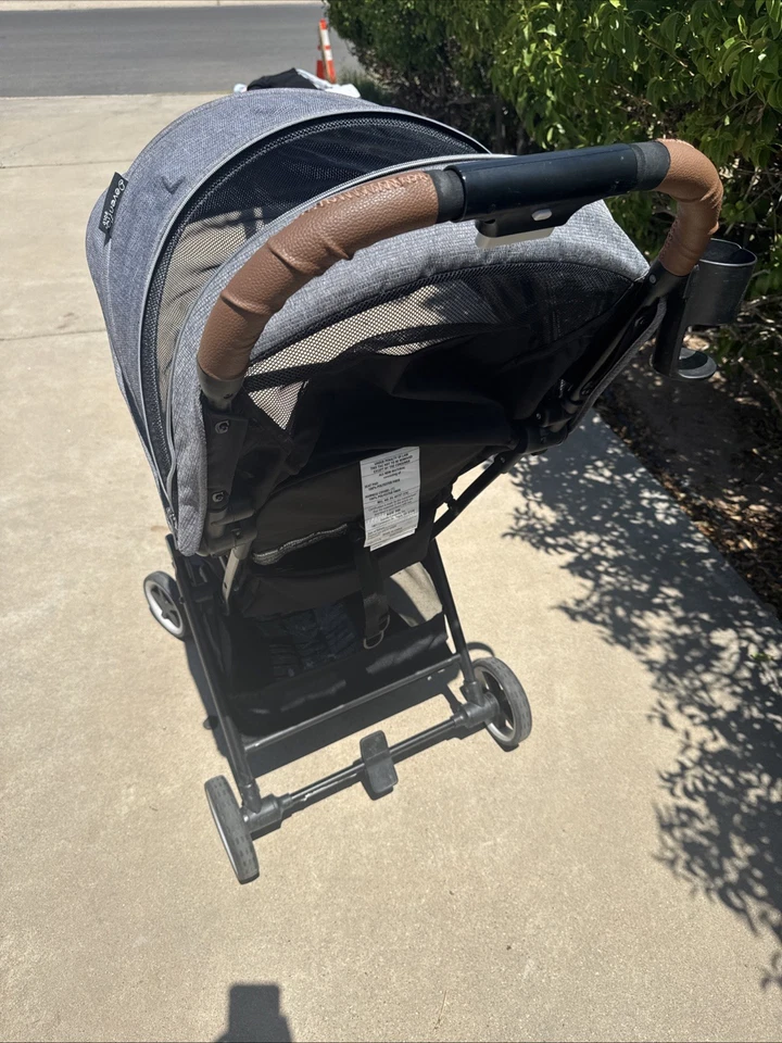 Cochecito de bebé de lujo con dosel y asa ajustable. Evenflo Gold Foto 2 de 4