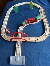 Brio Wooden Train Set 30 Pieces In Total . Please See Photos And Description