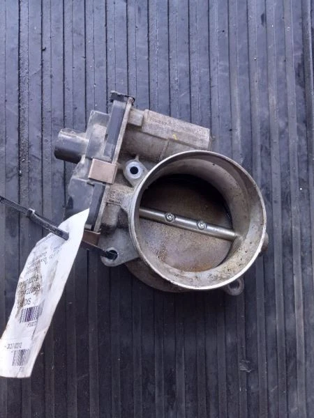 Корпус дроссельной заслонки дроссельный клапан в сборе 6,2 л 09-15 Cadillac CTS 12629992 - Изображение 2 из 4