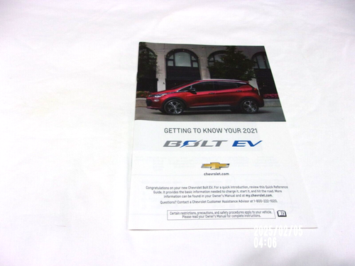 NEW 2021 CHEVROLET BOLT EV OWNER'S MANUAL 6 PC SET & BLACK CASE. OEM. MINT - Picture 3 of 7