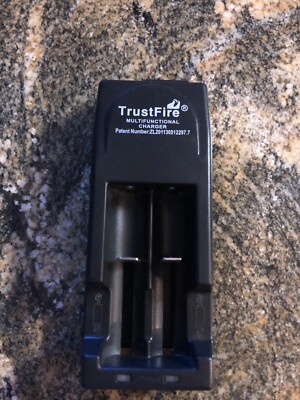 Trustfire Multifunctional Lithium Battery Charger & Cable Model TR-001