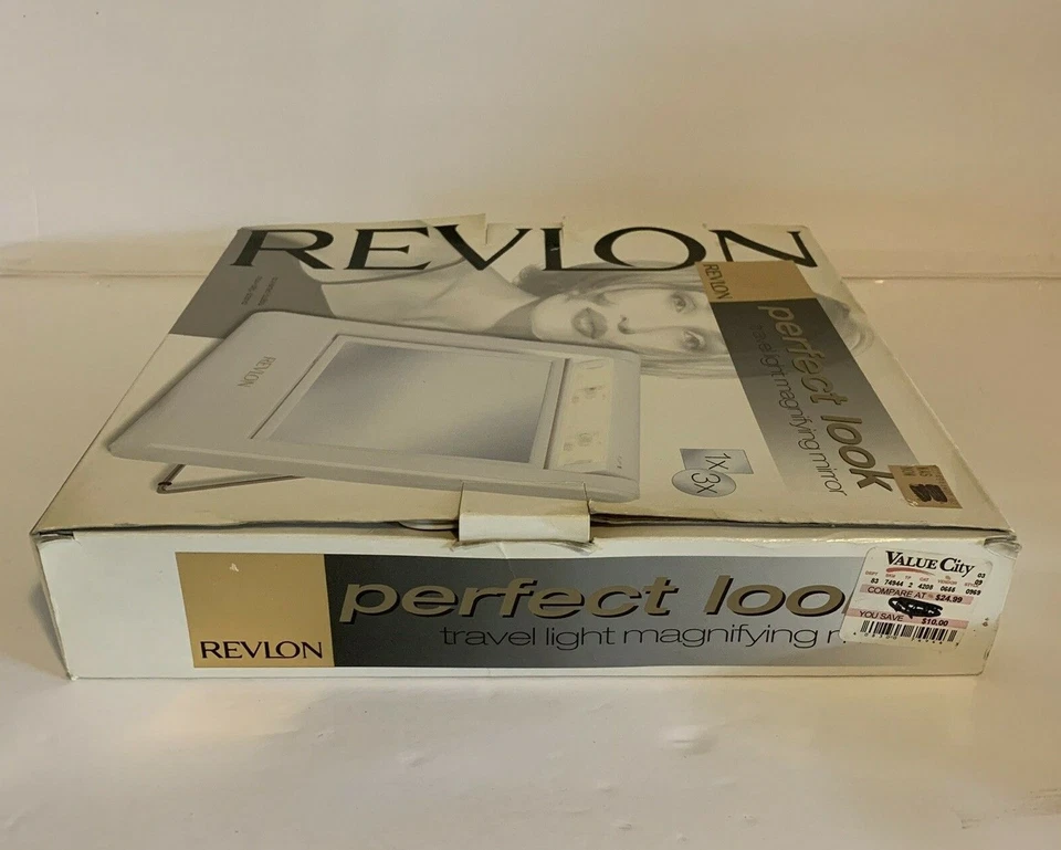 Revlon Perfect Look Travel Light Magnifying Makeup Vanity Mirror 1x 3x Hair Tool - Image 3 of 4