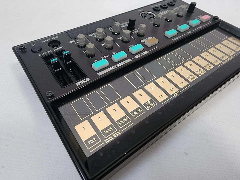 Korg VOLCA-FM Digital Synthesizer Rhythm machine - Image 2 of 4
