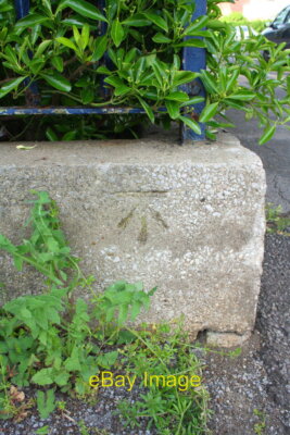 Photo 6x4 Benchmark on boundary wall of Dovercourt Road Day Centre Bristo c2014