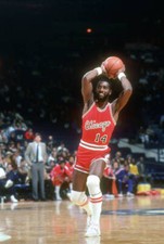Ricky Sobers of the Chicago Bulls 1981 Baketball Photo 3