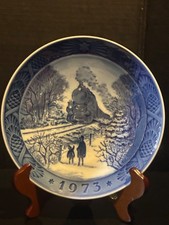 Royal Copenhagen 1973 Christmas Plate Going Home for Christmas Denmark Blue