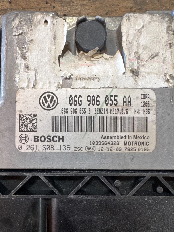 06G 906 055 AA ecm ecu computer 2013-2014 Volkswagen Jetta - Image 2 of 4