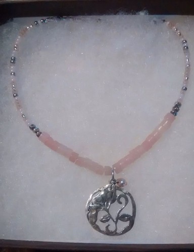 Collar de Ley Silpada Flirt Alert Rosa Piedra Jabón Semilla Cuentas N2192 Perla - Imagen 3 de 12
