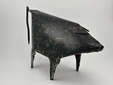 Primitive rustic pig decor bent welded metal black red silver folk art hog