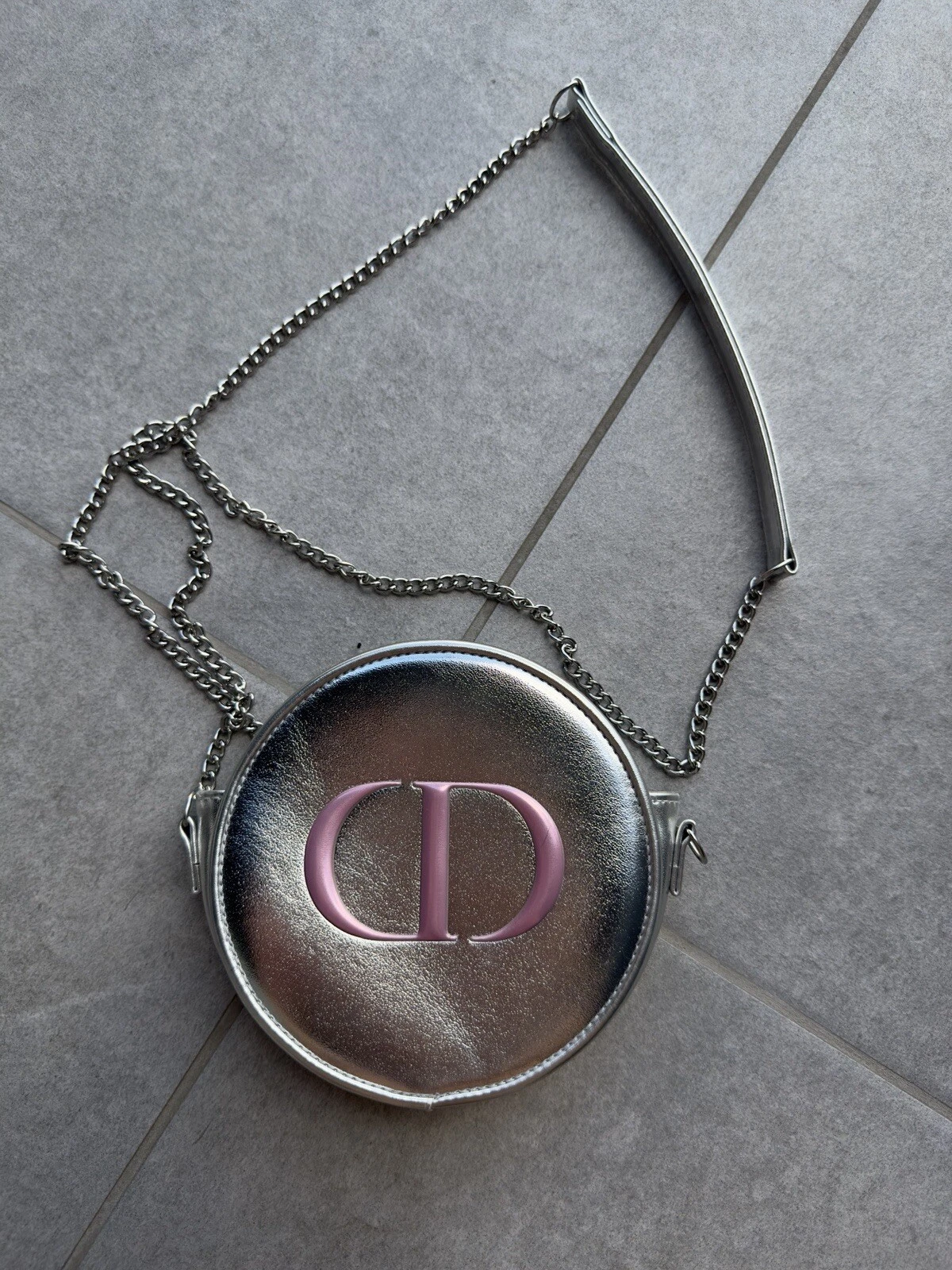 Étui vanité beauté Christian Dior sac de maquillage rond sac à cosmétiques.