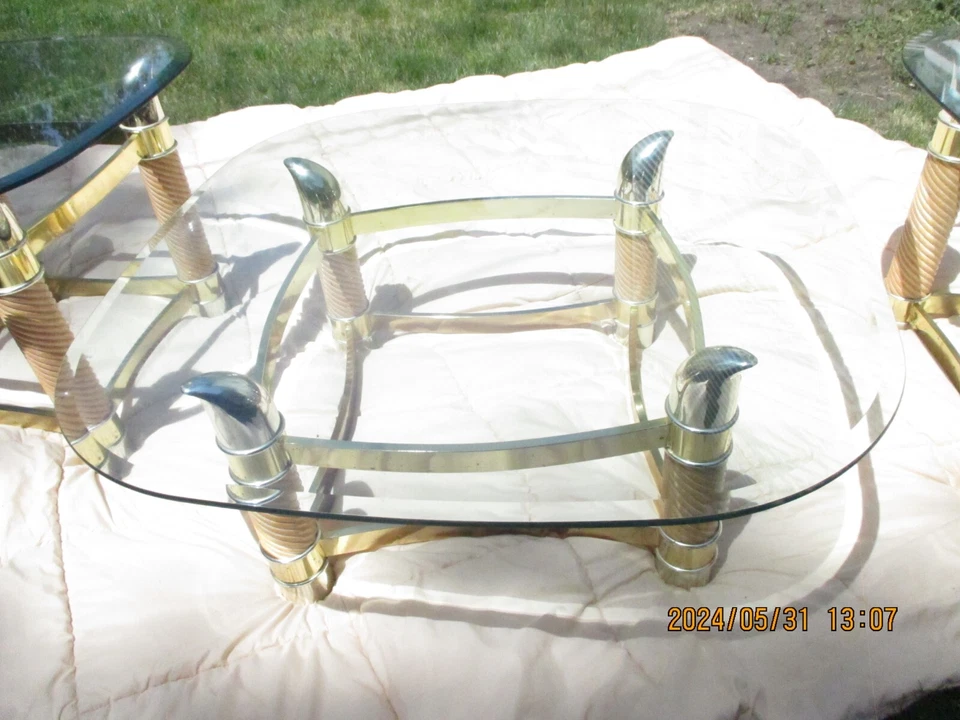 TOMASSO BARBI 复古 FAUX TUSK 咖啡桌和 2 个配对侧标签 — 第 3/4 张图片