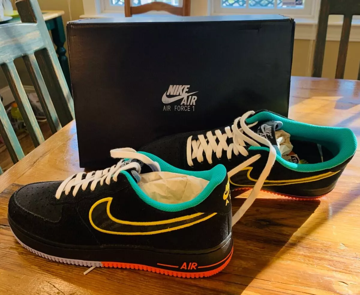 Sneaker Review: 1987 OG Nike AIR FORCE 2 Vintage Sneakers 