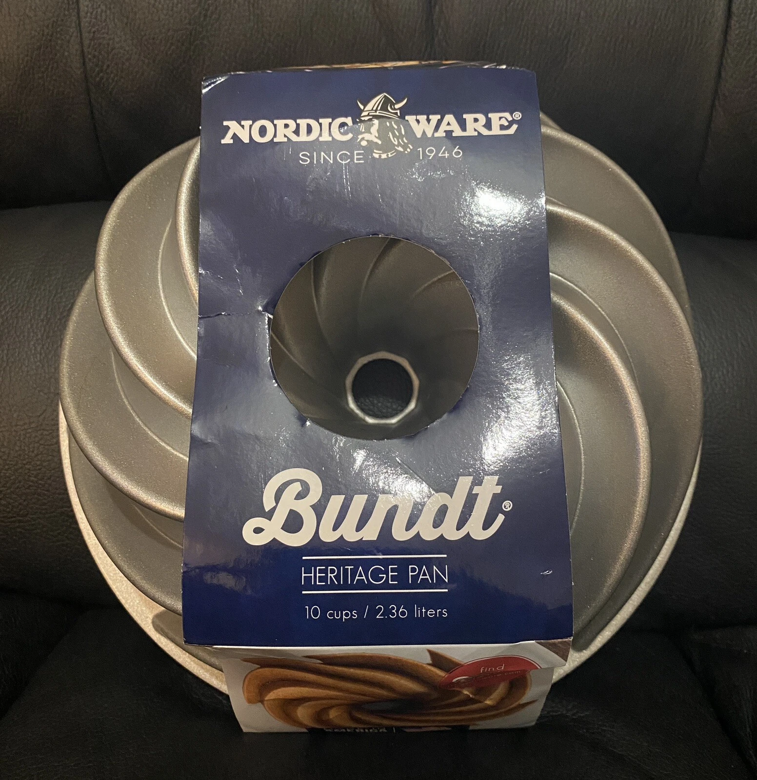Nordic Ware Heritage Bundt Pan